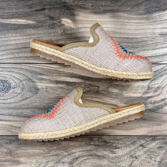 NIB Born Gretta 7M Woven Espadrilles Slip On Clogs Loafers Flats Taupe Fabric - Picture 5 of 11